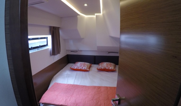 37 Fountaine Pajot Starboard Aft VIP