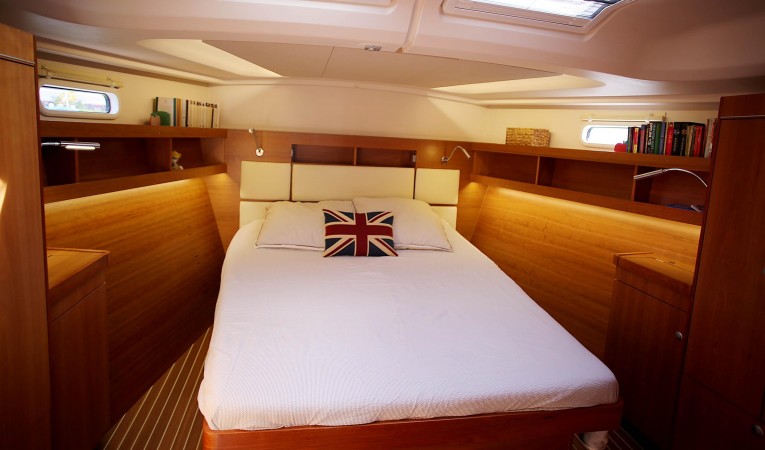 51 Hanse Forward - Master Cabin