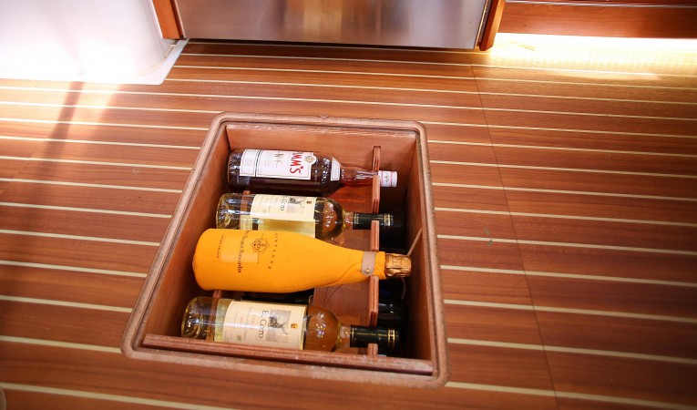 51 Hanse Wine Celler