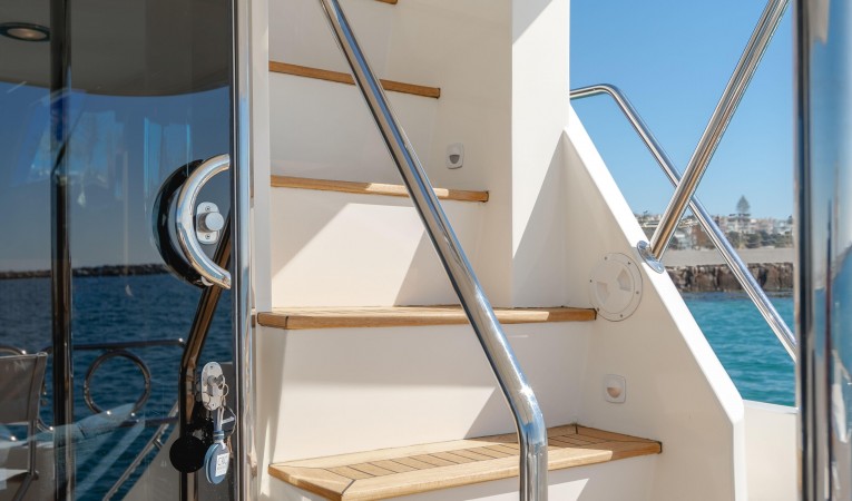 52 Ocean Alexander Teak Stairway to Bridge Deck