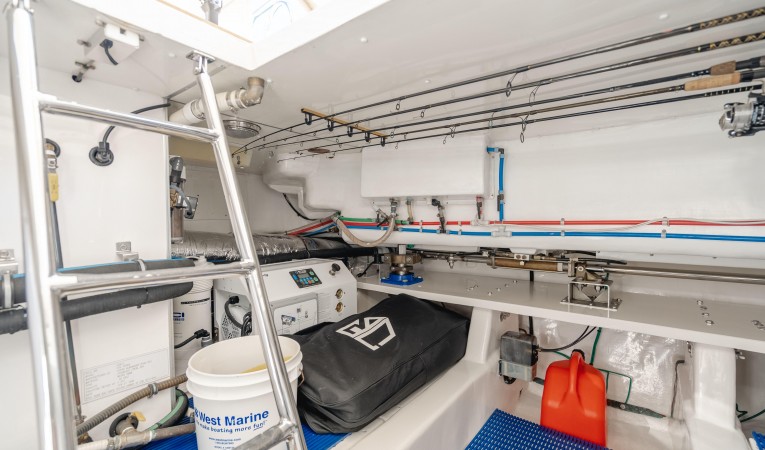 52 Ocean Alexander Utility Room Entry