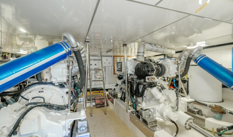 52 Ocean Alexander Engine Room Starboard