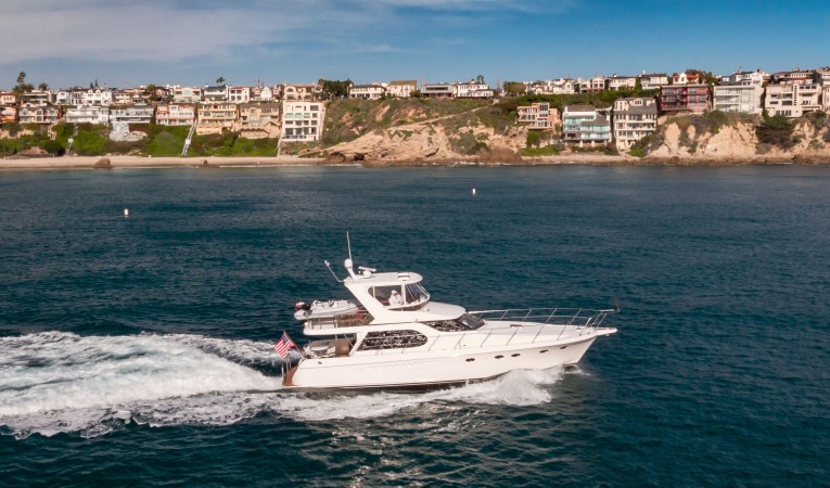 52 Ocean Alexander Take Me Out II Cruising 15 Knots