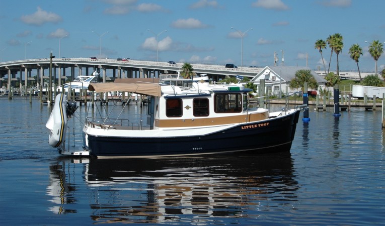 25 Ranger Tug 