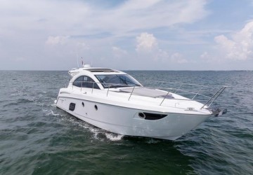 44' Beneteau 2014