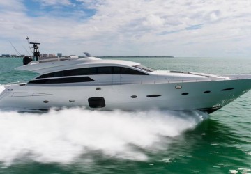 92' Pershing 2013