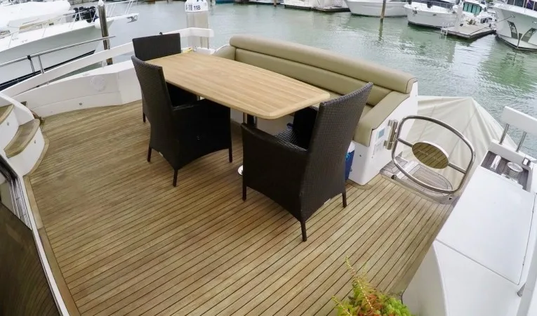 60 Pearl Port Side Entrance w/ Passerelles