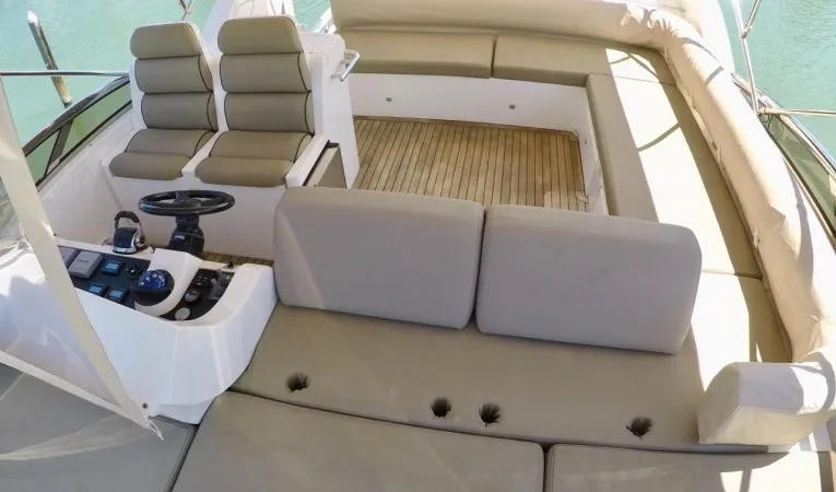 60 Pearl Forward of Helm Sun Lounge