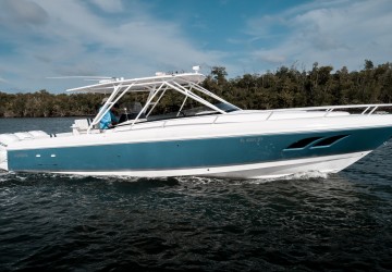 37' Intrepid 2010