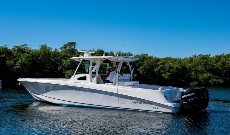 37 Boston Whaler 