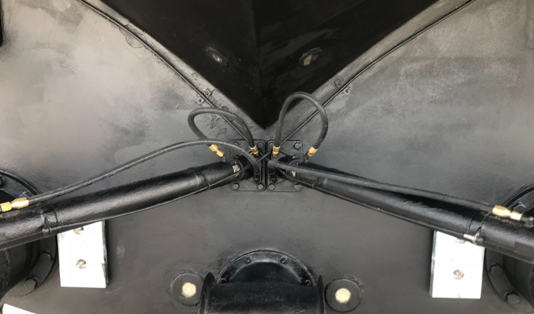 62 Pershing New Bottom paint and Zincs