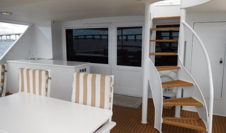 100 Broward Aft Deck Staircase to Flybridge