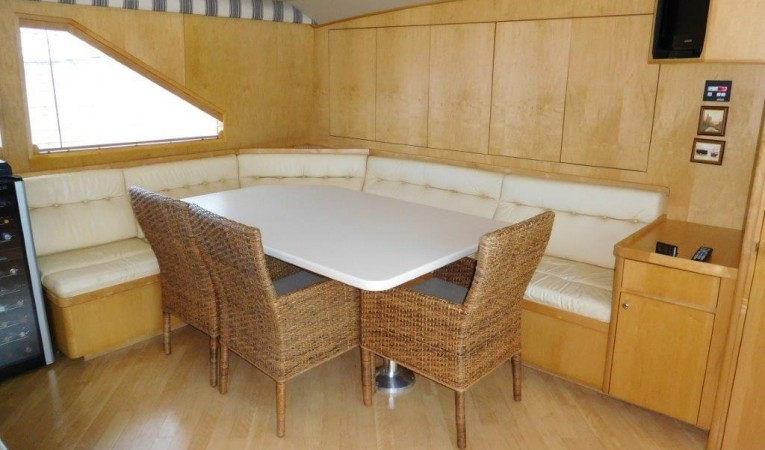 100 Broward "Country Kitchen" DInette