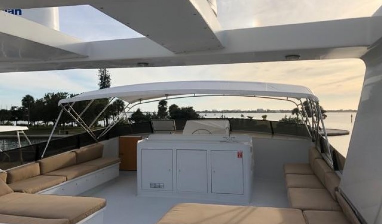 100 Broward Flybridge - looking forward - under arch