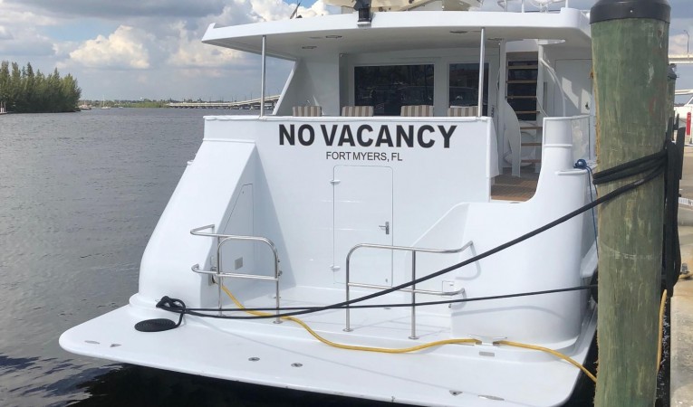 100 Broward Transom/Swim Platform