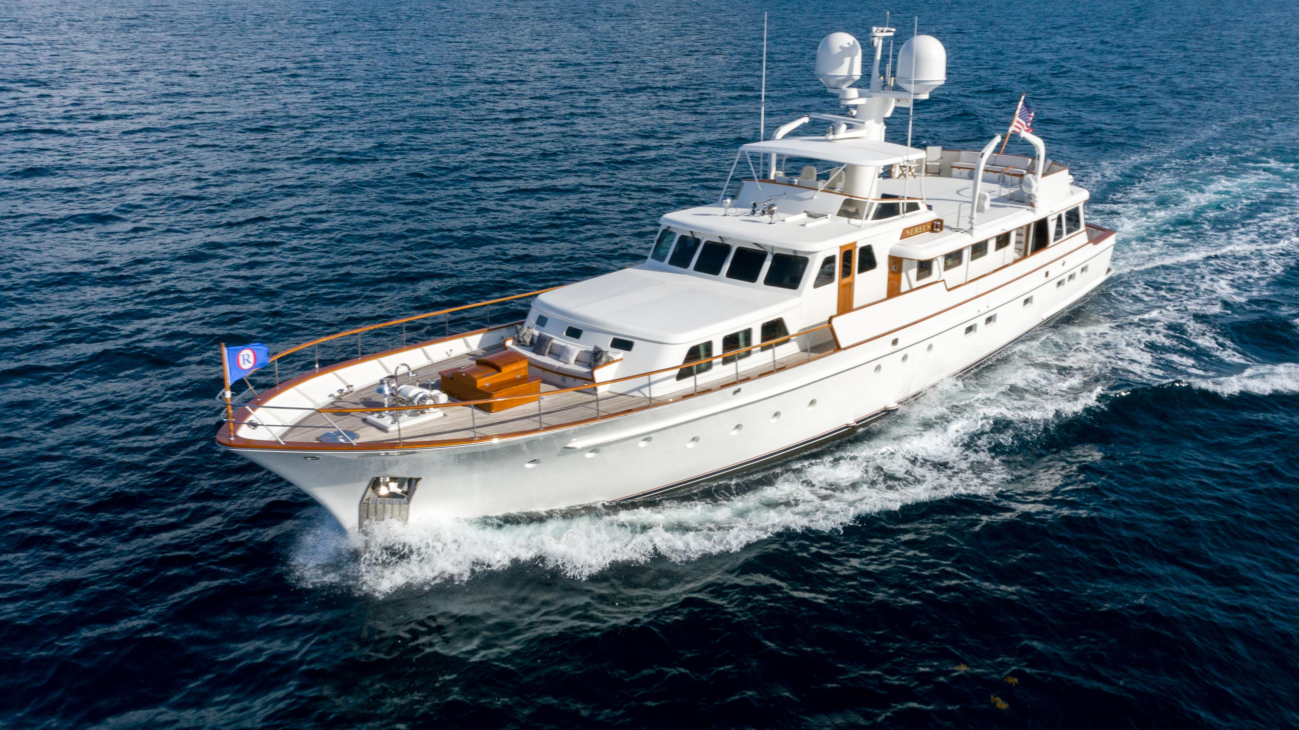$6.2 Million Classic Superyacht Tour : 1969 Feadship 