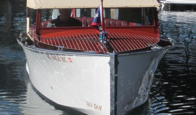 29 Van Dam 