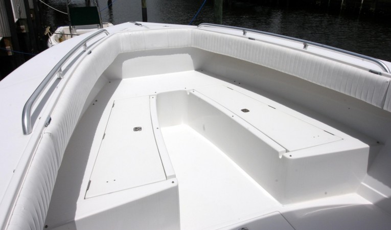 31 Jupiter Forward Seating