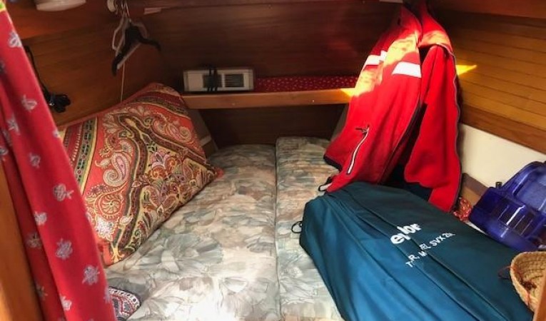 32 Catalina Forepeak