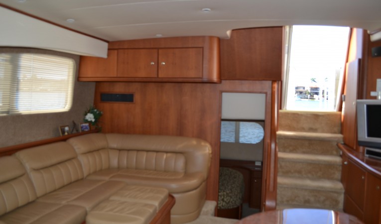 39 Silverton Starboard Aft Salon