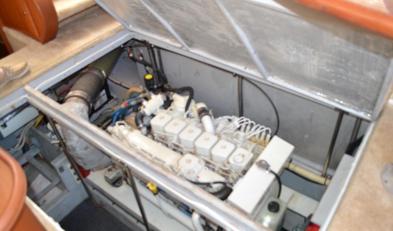 39 Silverton Port Main Engine