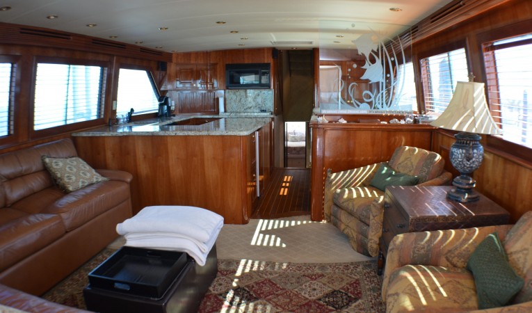 65 Hatteras Salon