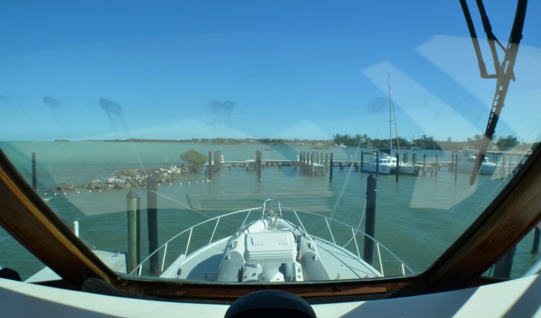 65 Hatteras Helm View