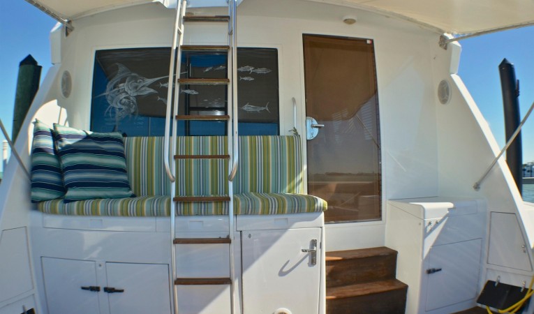 65 Hatteras Cockpit