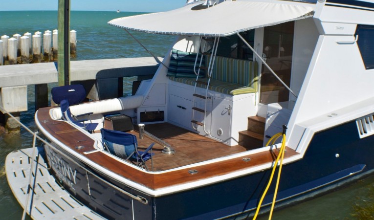 65 Hatteras Cockpit