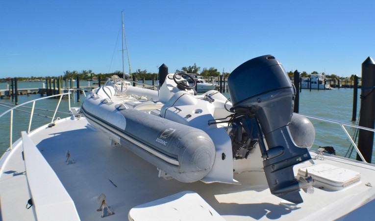65 Hatteras Tender