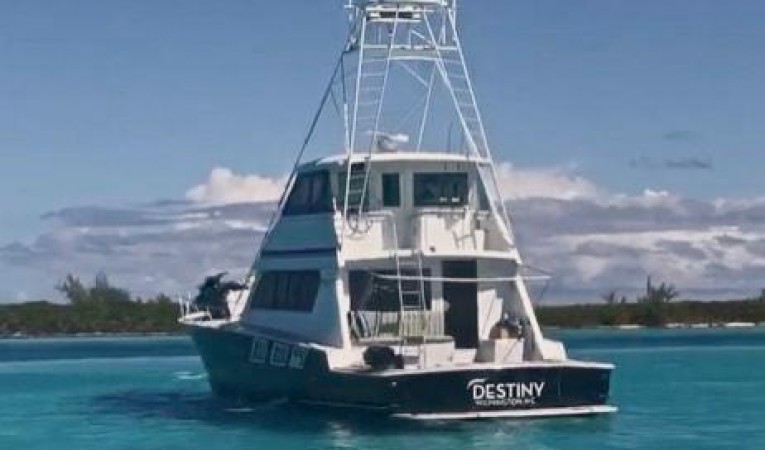 65 Hatteras On Anchor