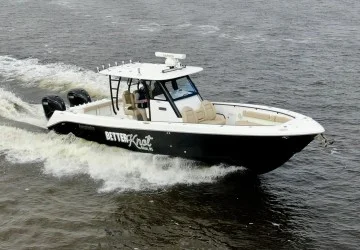 35' Everglades 2019