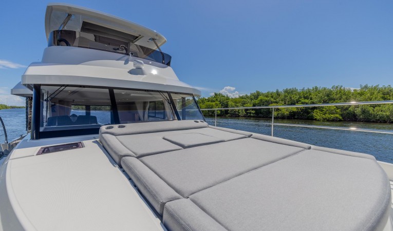 48 Beneteau 