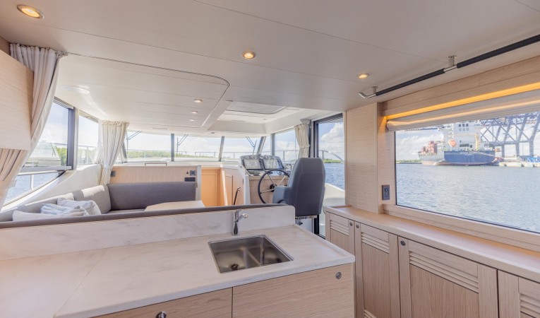 48 Beneteau 