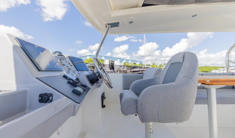 48 Beneteau 