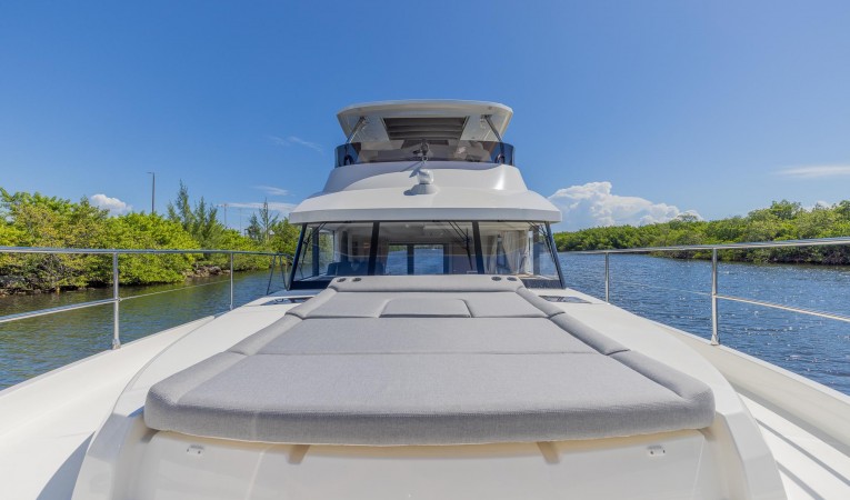 48 Beneteau 