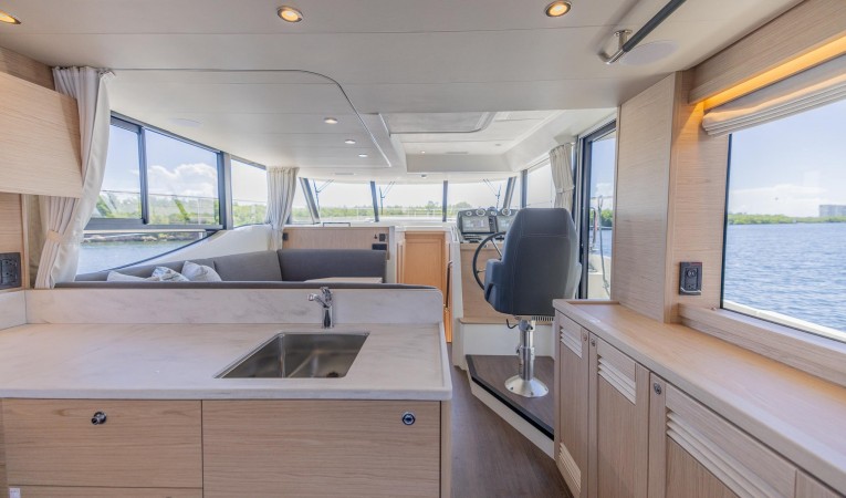 48 Beneteau 