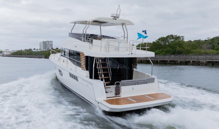 48 Beneteau 
