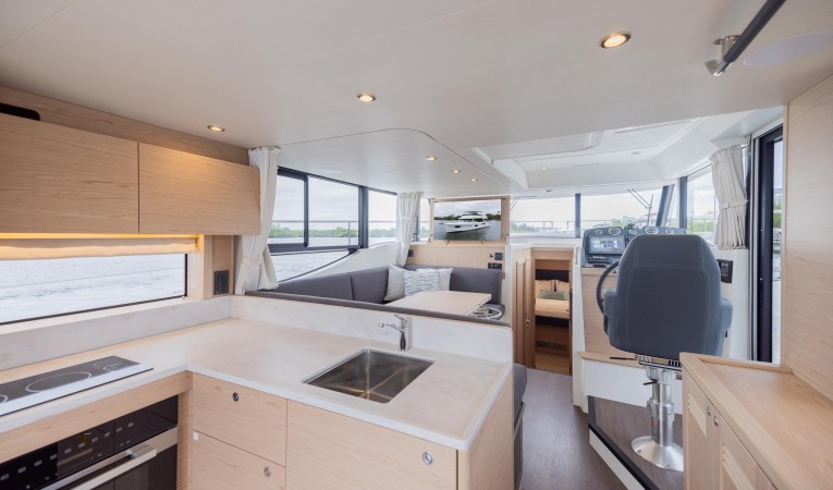 48 Beneteau 