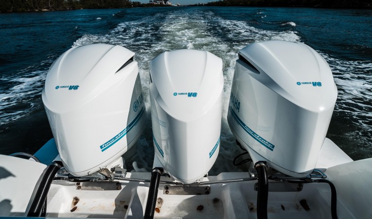 40 Intrepid Triple Yamaha 350's