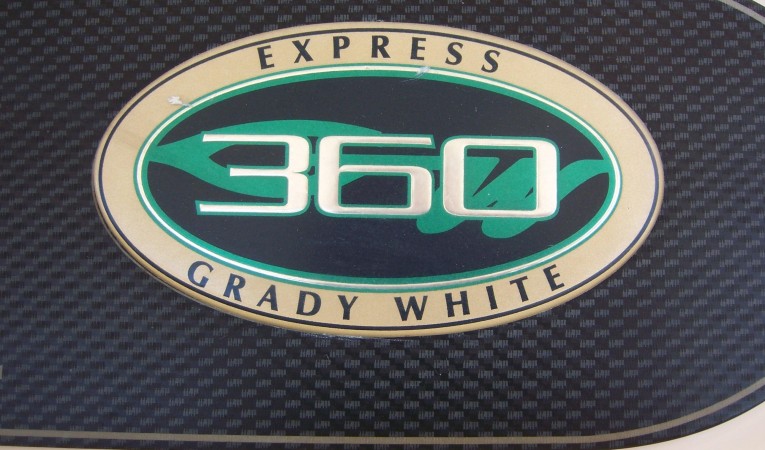 36 Grady-White 