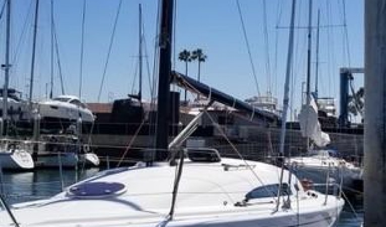 39 Farr At the dock 3