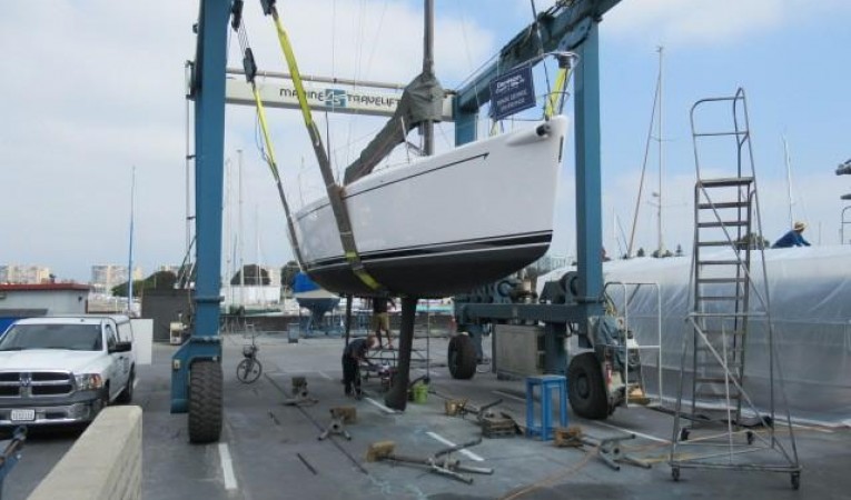 39 Farr Hull and Waterline