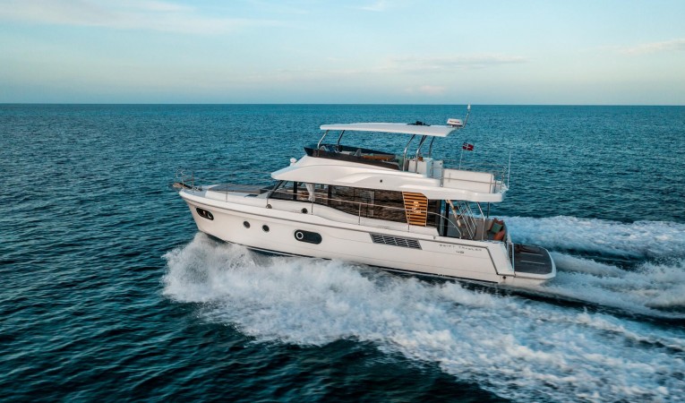 48 Beneteau 
