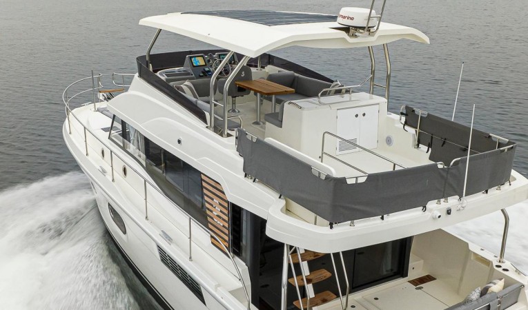 48 Beneteau 