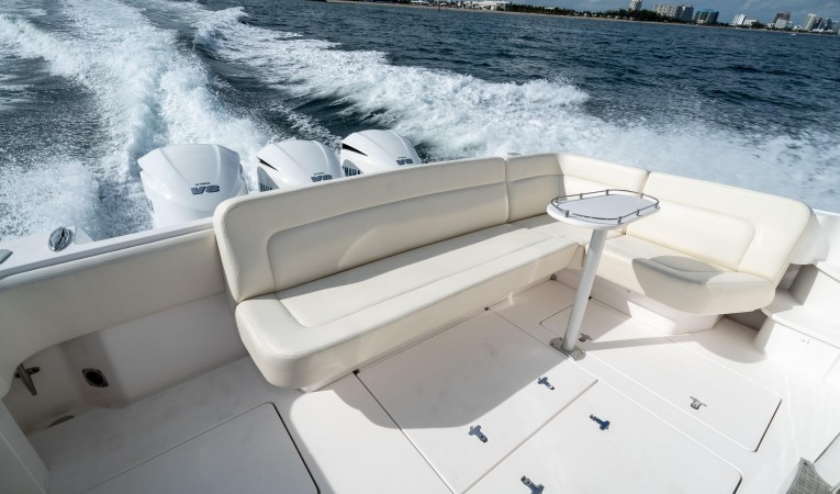 41 Intrepid L-Shaped Seating with Storage