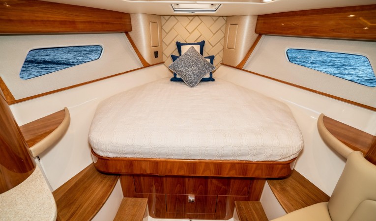 41 Intrepid Forward Berth 2