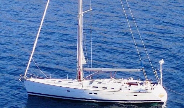 52 Beneteau At Anchor