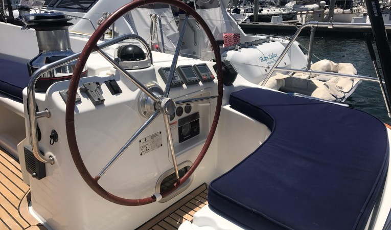 52 Beneteau Stbd Helm