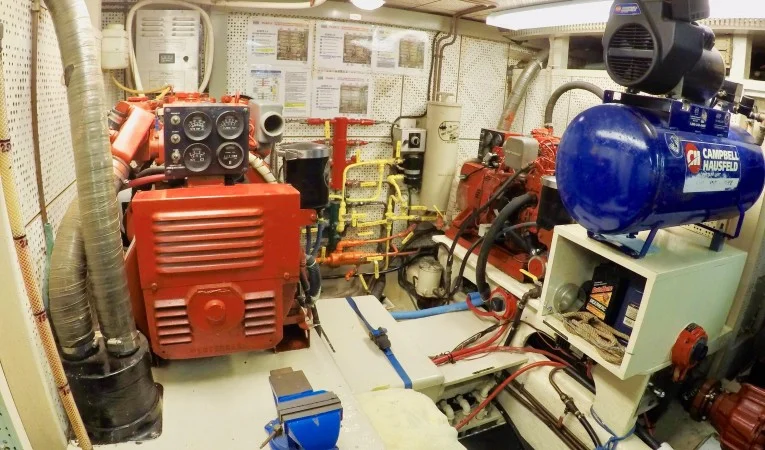 44 DeFever Two Generators